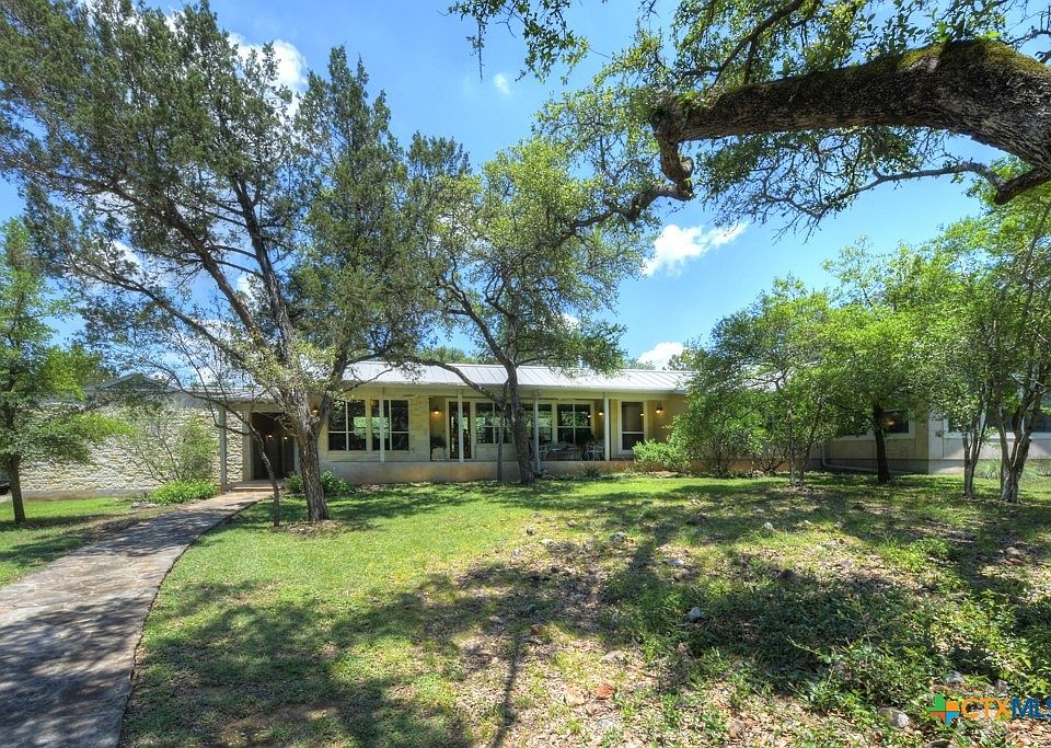1st image of 3130 River Oaks Dr
