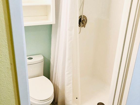 5th image of 9155-57 Gold Coast Dr
