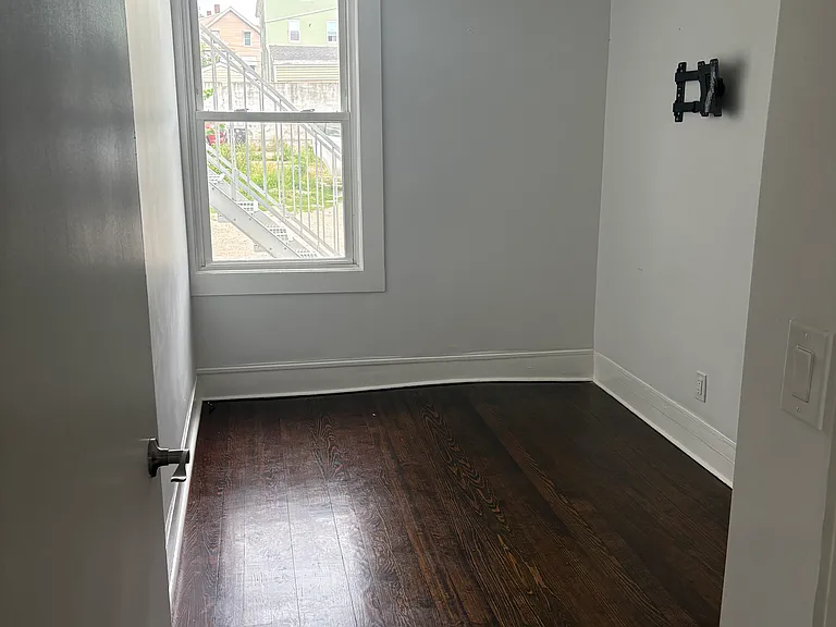 256 Whipple St #1N — Photo 12