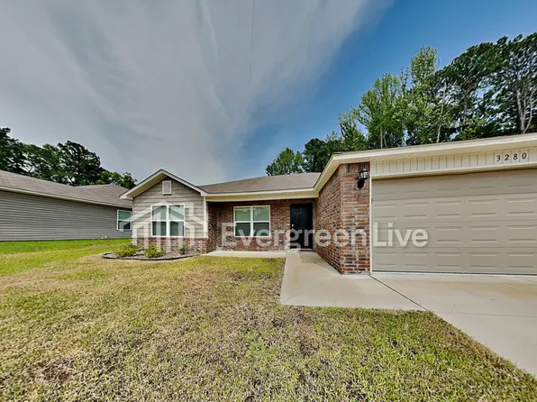 3280 Sidell Estates Dr, Benton, AR 72015