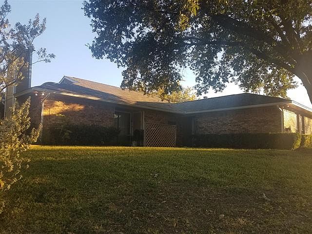 2nd image of 2541 Windy Pine Ln