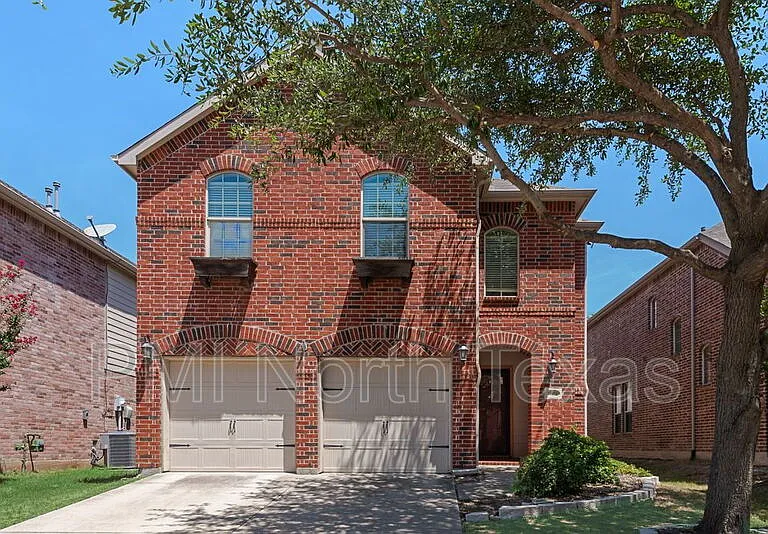 10516 Bolivar Dr — Photo 2