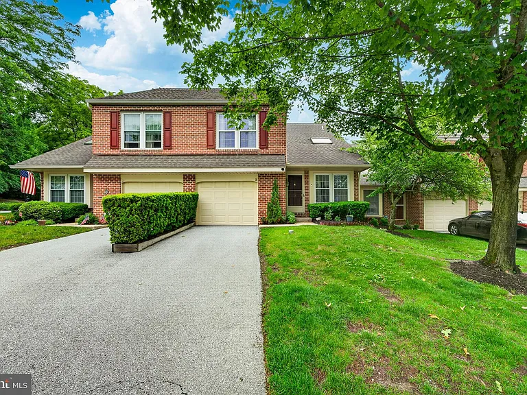 3 Oak Leaf Ln — Photo 1