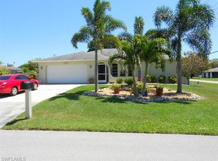 3925 SE 1st Pl, Cape Coral, FL 33904