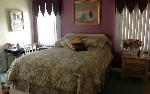 5th image of 215 Golfpoint Dr