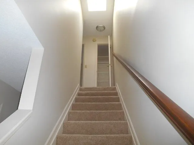 905 W Pine St #A — Photo 8