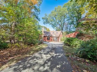 10 Midway St, Scituate, RI 02857