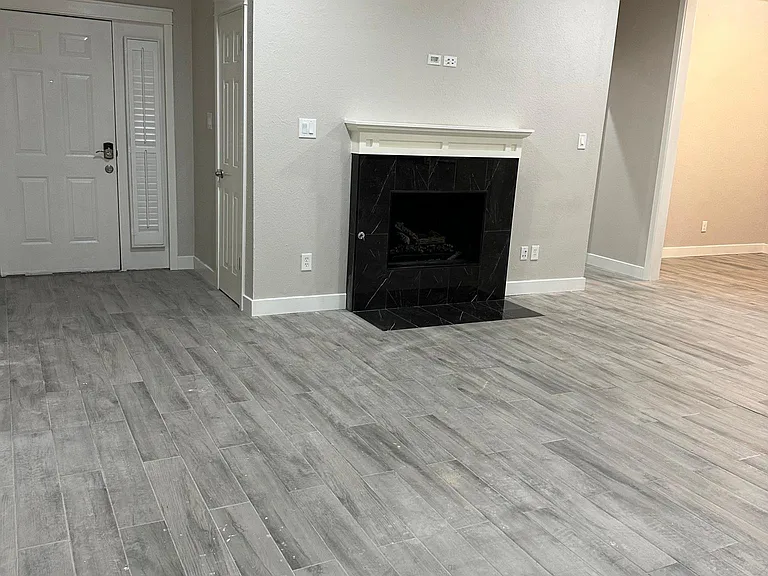 2501 Stanford Ct — Photo 5