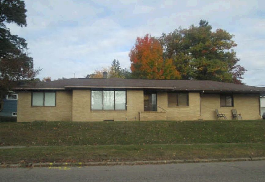 1st image of 801 Marquette Blvd