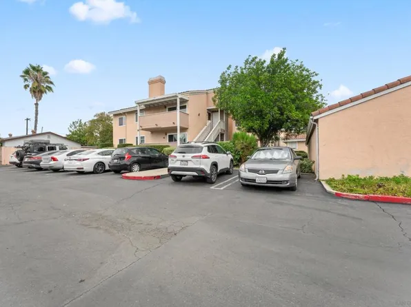1075 N Escondido Blvd #209, Escondido, CA 92026