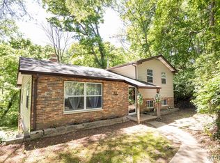 41 Highwood Rd, Belleville, IL 62223