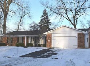 5528 Bonniebrook Rd, Sylvania, OH 43560