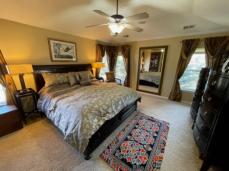 2201 Creekside Dr — Photo 29