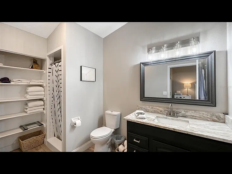 5649 Westwind Ln — Photo 9