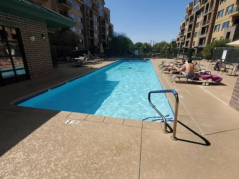 17 W Vernon Ave #413 — Photo 25