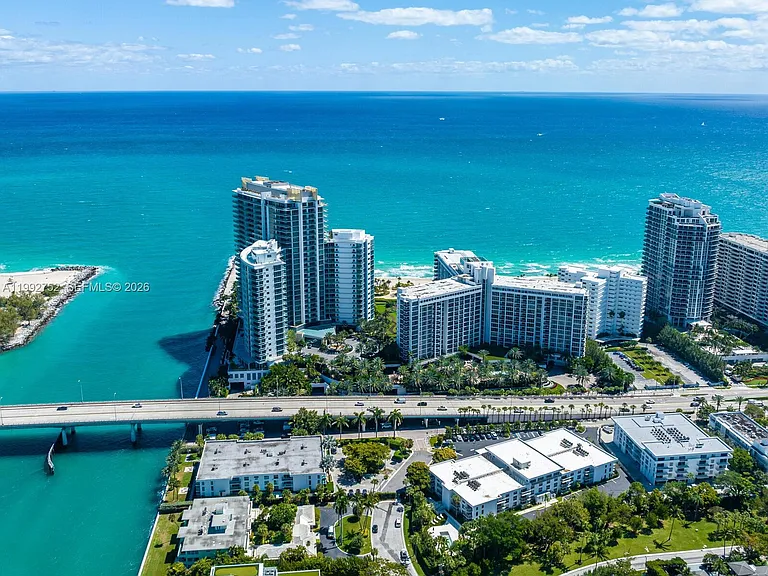 10275 Collins Ave #1107 — Photo 45