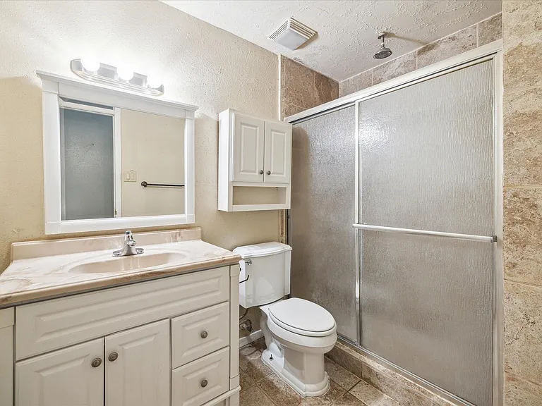 23902 Silversmith Ln — Photo 8