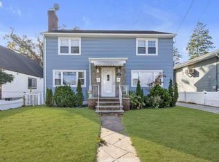 148 Beech St APT 2, Valley Stream, NY 11580