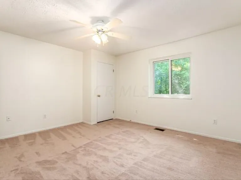 3245 Summerdale Ln — Photo 13