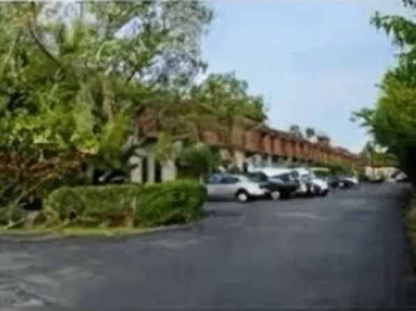 15389 S Dixie Hwy APT 34, Palmetto Bay, FL 33157