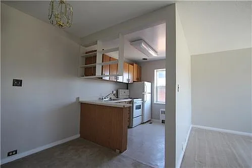 59 Ridout St S — Photo 10