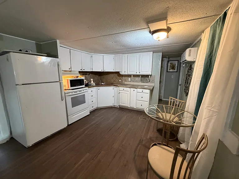 119 Rainbow Dr — Photo 50
