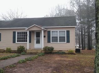 827 S Johnson St, Gaffney, SC 29340