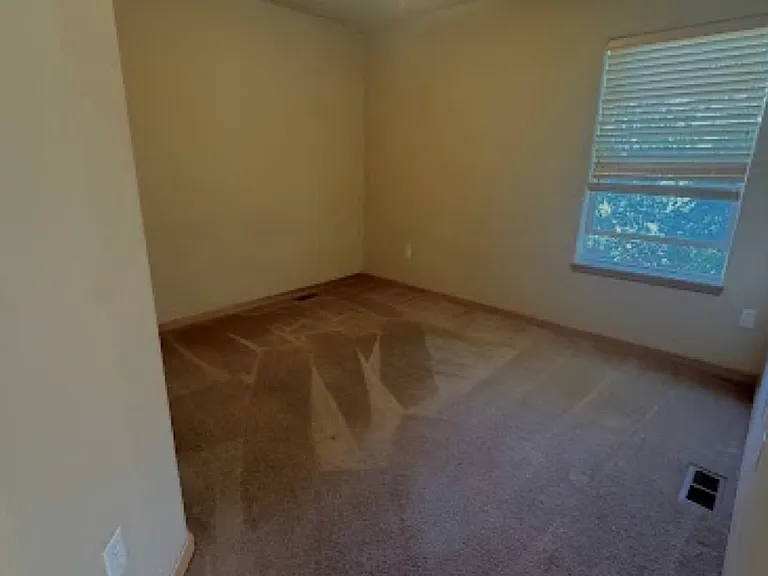 395 Greenhorn Ave #B — Photo 1