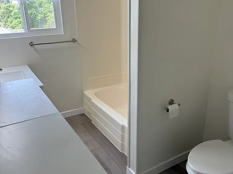 6895 Amherst St — Photo 13