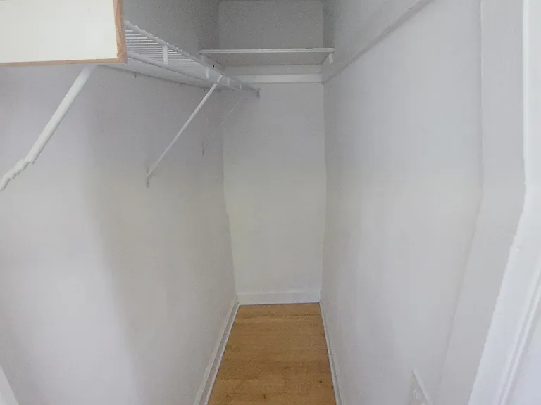 5825 N Wayne Ave #2S — Photo 10