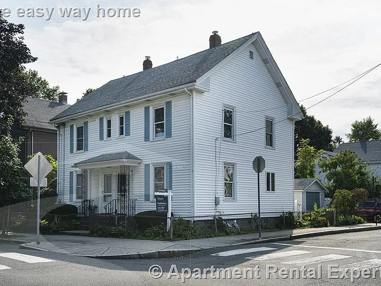 124 Holworthy St — Photo 11