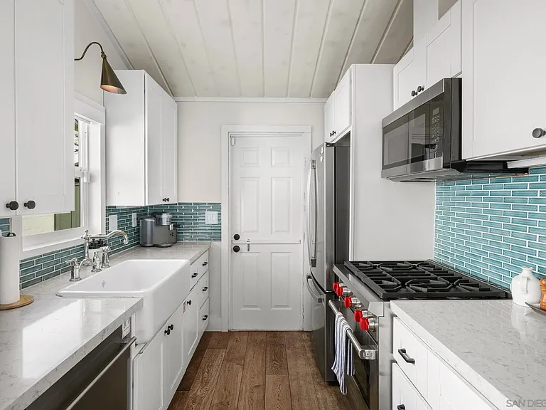 1571 San Elijo Ave — Photo 10