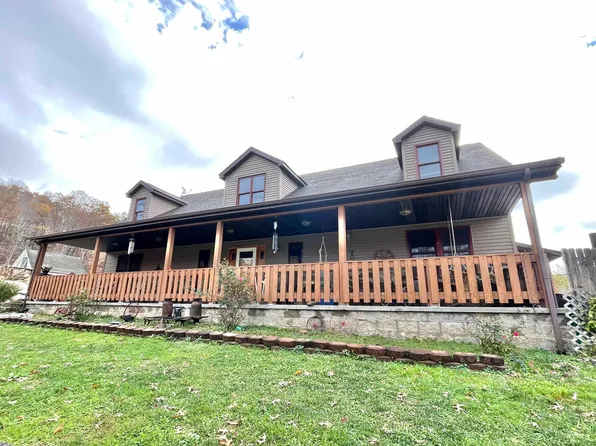 186 Thompson Ridge Rd, Wayne, WV 25570