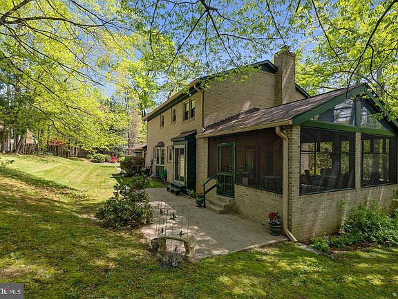 5th image of 3278 Tilton Valley Dr