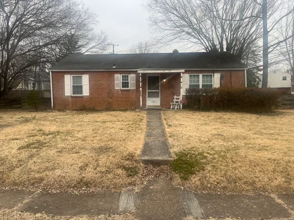 723 Brook Dr, Newark, DE 19713