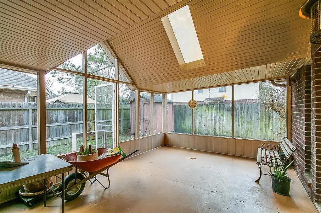 14803 Sparks Valley Dr — Photo 3