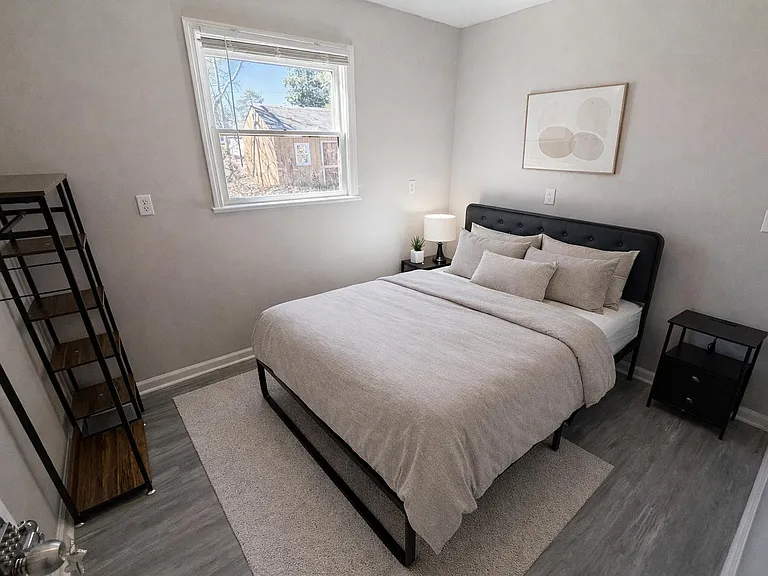 Flat Shoals Rd — Photo 1
