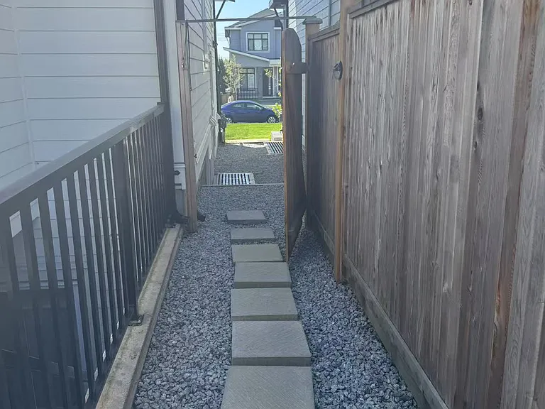 15a Ave — Photo 14