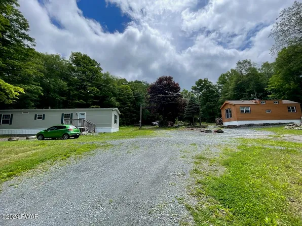 1930 Becks Crossing Rd, Madison Township, PA 18444