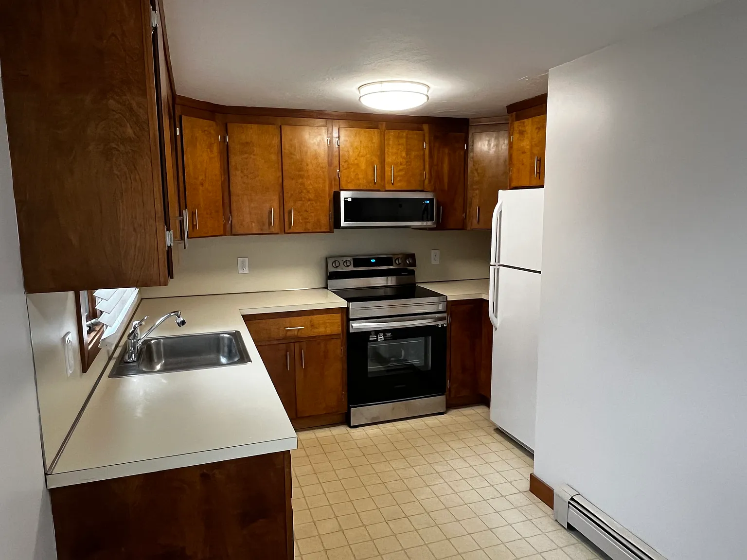 2 bed, 800 sqft, $2,800 — Photo 2