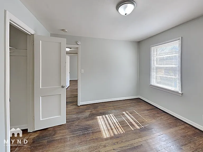 924 Parkway Dr — Photo 14