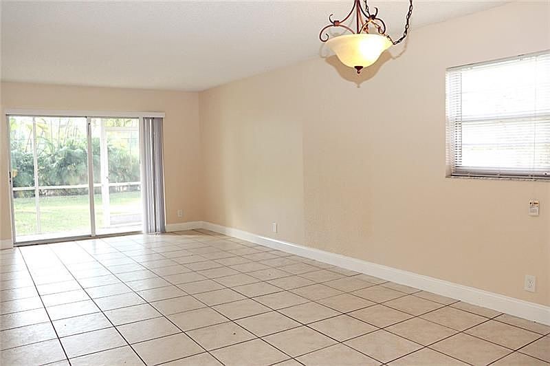 1st image of 1100 NW 87th Ave APT 108