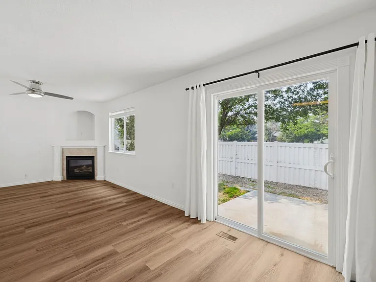 1311 N Gingham Ave — Photo 6