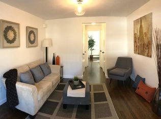 12 Richardson St #B, Wakefield, MA 01880