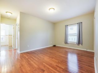 13 W 51st St FLOOR 2, Bayonne, NJ 07002