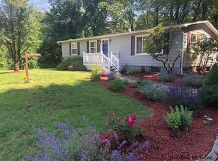 32 Tabor Rd, Mechanicville, NY 12118