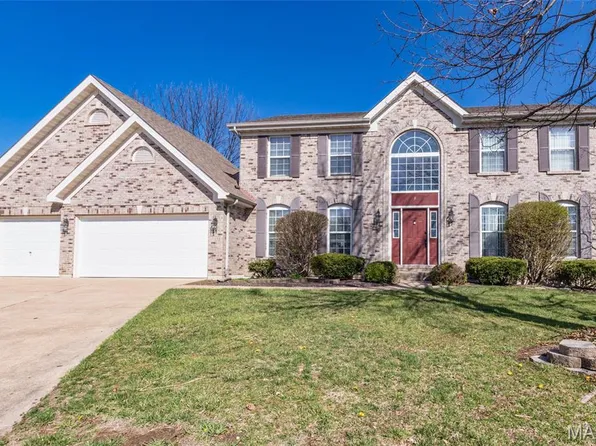 9 Shelby Crest Ct, O'Fallon, MO 63366