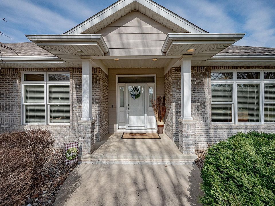 1st image of 459 E Sawgrass Trl