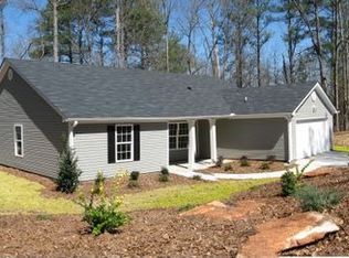 2024 Moore Rd, Moreland, GA 30259