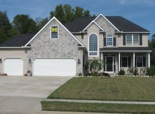 2709 Superior Dr, Uniontown, OH